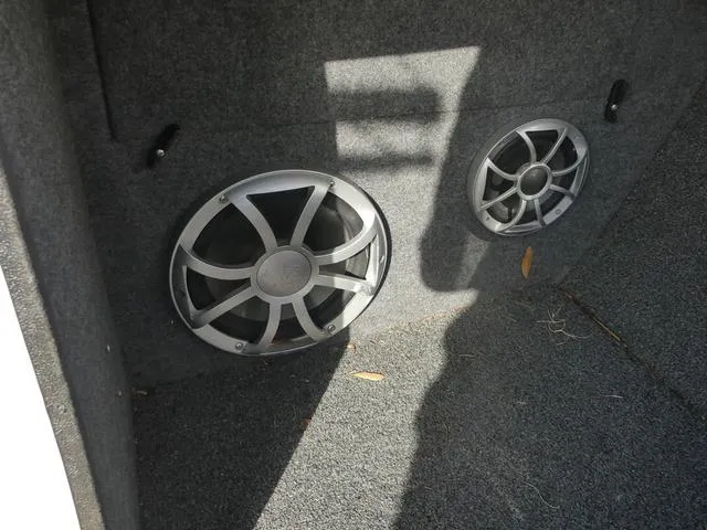 Slide: The Image of Tigé R23 2019 - 27