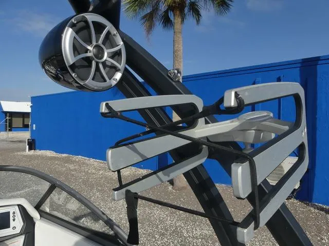 Slide: The Image of Tigé R23 2019 - 37