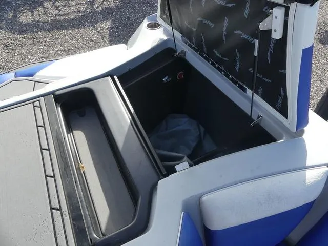 Slide: The Image of Tigé R23 2019 - 42