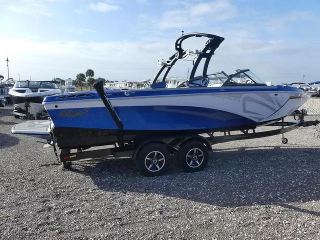 Slide: The Image of Tigé R23 2019 - 9