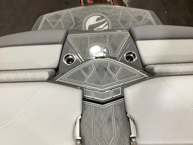 Slide: The Image of Tige Z3 2025 - 21