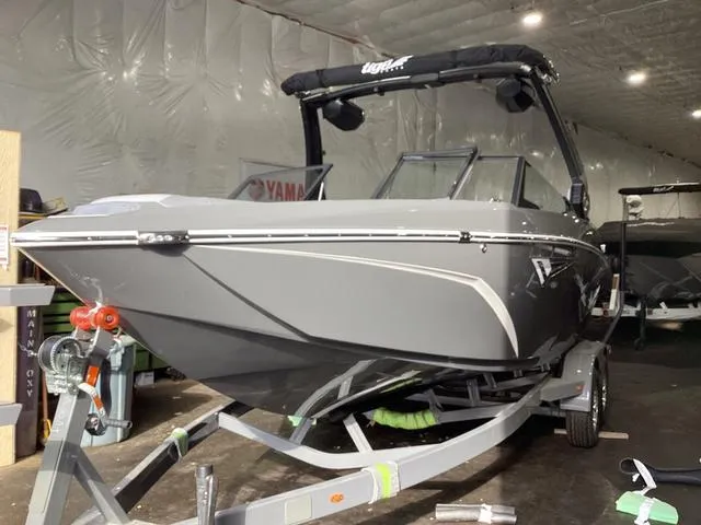 Slide: The Image of Tige Z3 2025 - 3