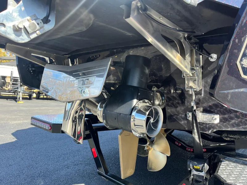 Slide: The Image of Malibu Wakesetter 24 MXZ 2025 - 4