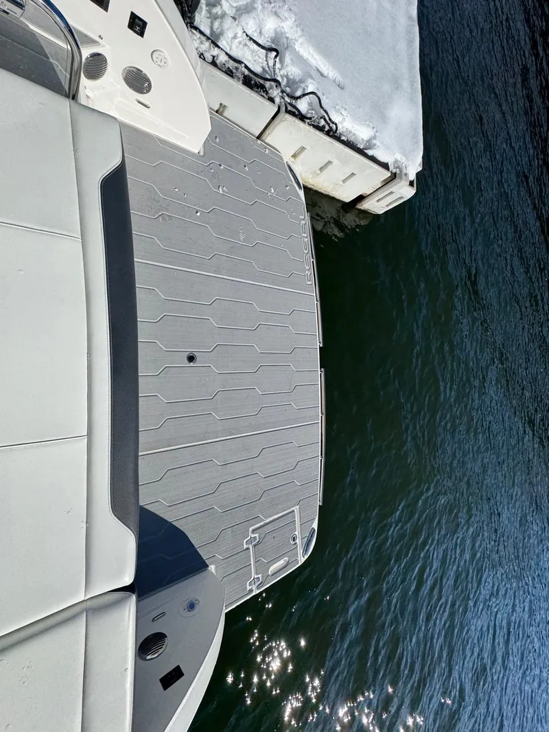 Slide: The Image of Regal 3300 2025 - 10