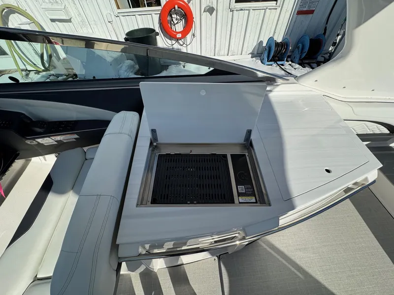 Slide: The Image of Regal 3300 2025 - 14