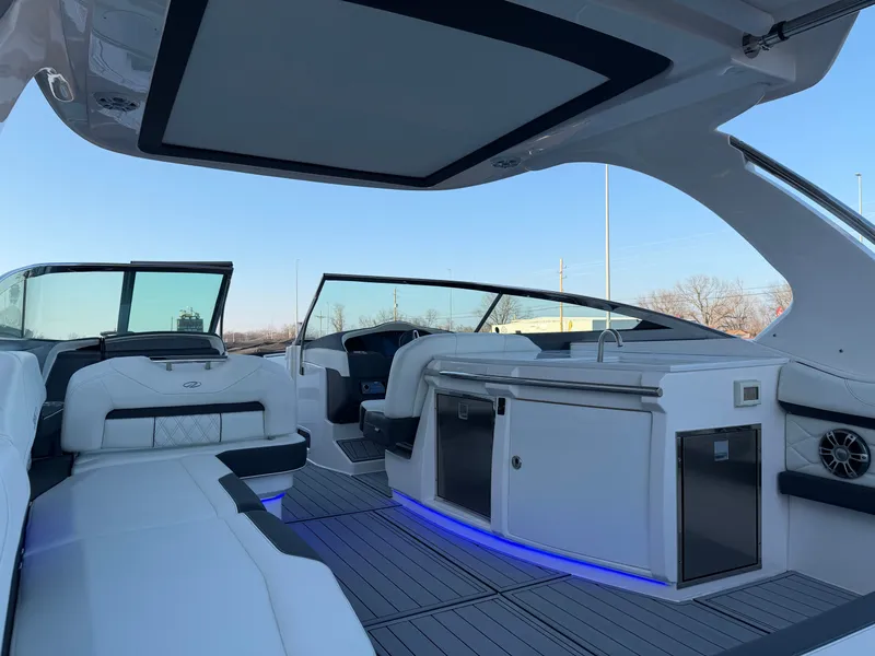 Slide: The Image of Regal 3300 2025 - 31