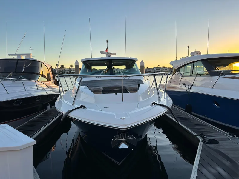 Slide: The Image of Tiara 43 LE 2021 - 31