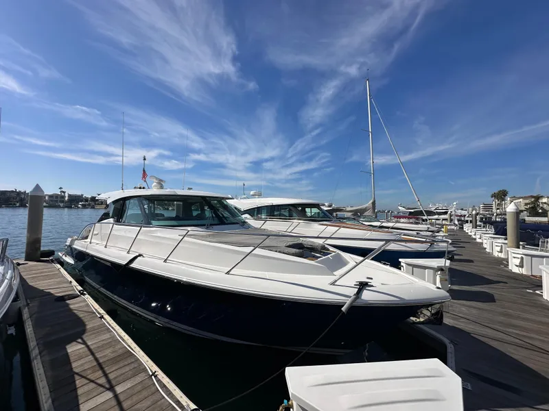 Slide: The Image of Tiara 43 LE 2021 - 78