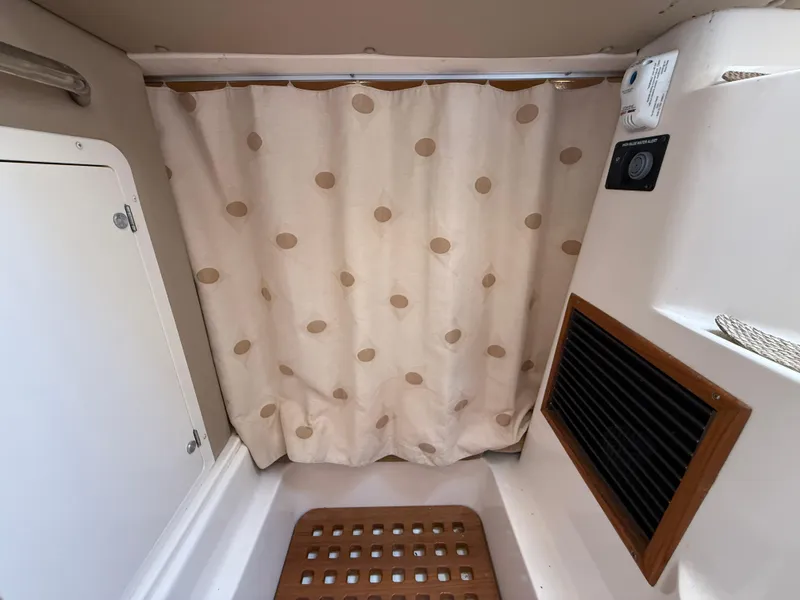 Slide: The Image of Grady-White Express 330 2008 - 61