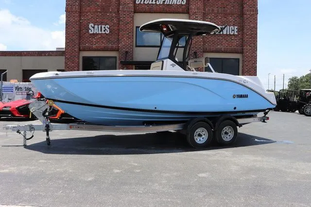 Slide: The Image of Yamaha 222 FSH Sport E 2025 - 1