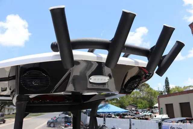 Slide: The Image of Yamaha 222 FSH Sport E 2025 - 12