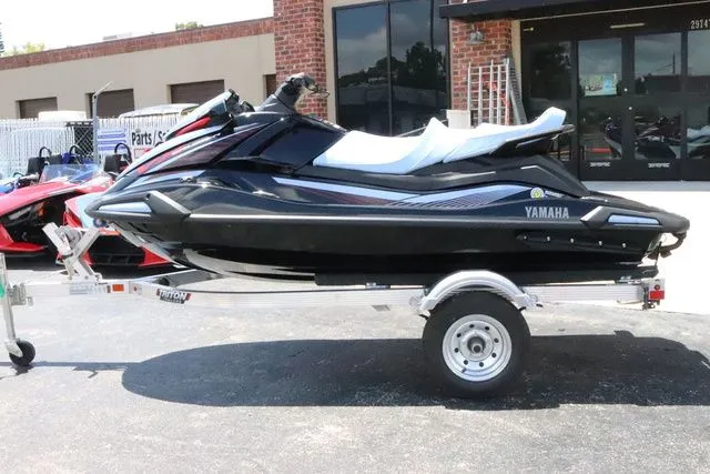 Slide: The Image of Yamaha VX CRUISER-BLACK/ICE BLUE 2025 - 3