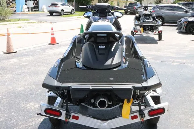 Slide: The Image of Yamaha VX CRUISER-BLACK/ICE BLUE 2025 - 5