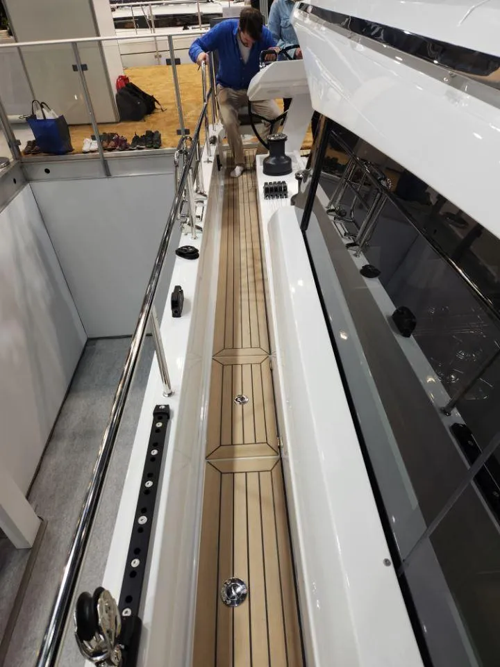 Slide: The Image of 2025 Moody 48 DS yacht deck with sleek design and modern features. - 20