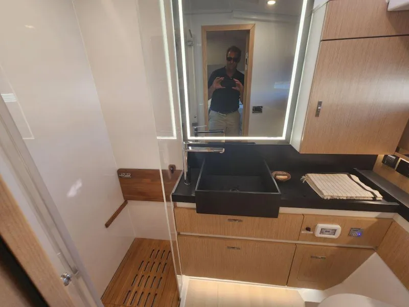 Slide: The Image of Moody 48 DS 2026 - 63