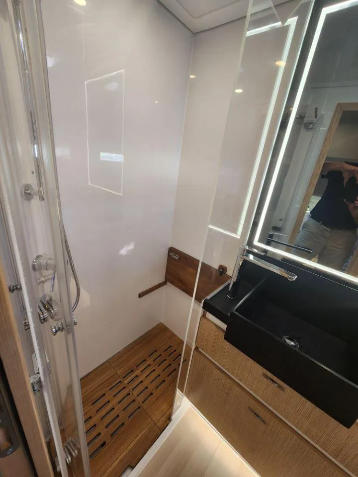 Slide: The Image of Moody 48 DS 2026 - 64