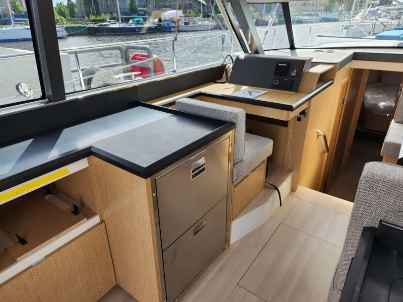 Slide: The Image of Moody 48 DS 2026 - 70