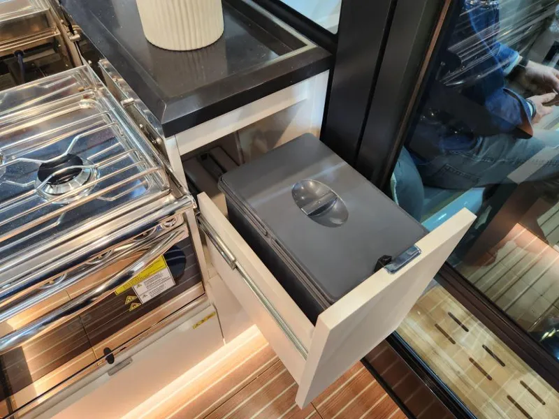 Slide: The Image of Moody 48 DS 2026 - 78