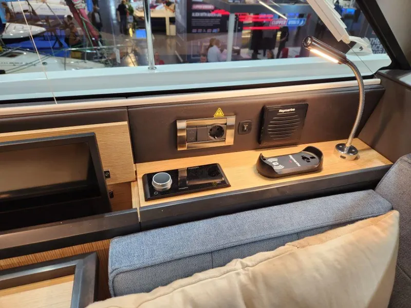 Slide: The Image of Moody 48 DS 2026 - 86