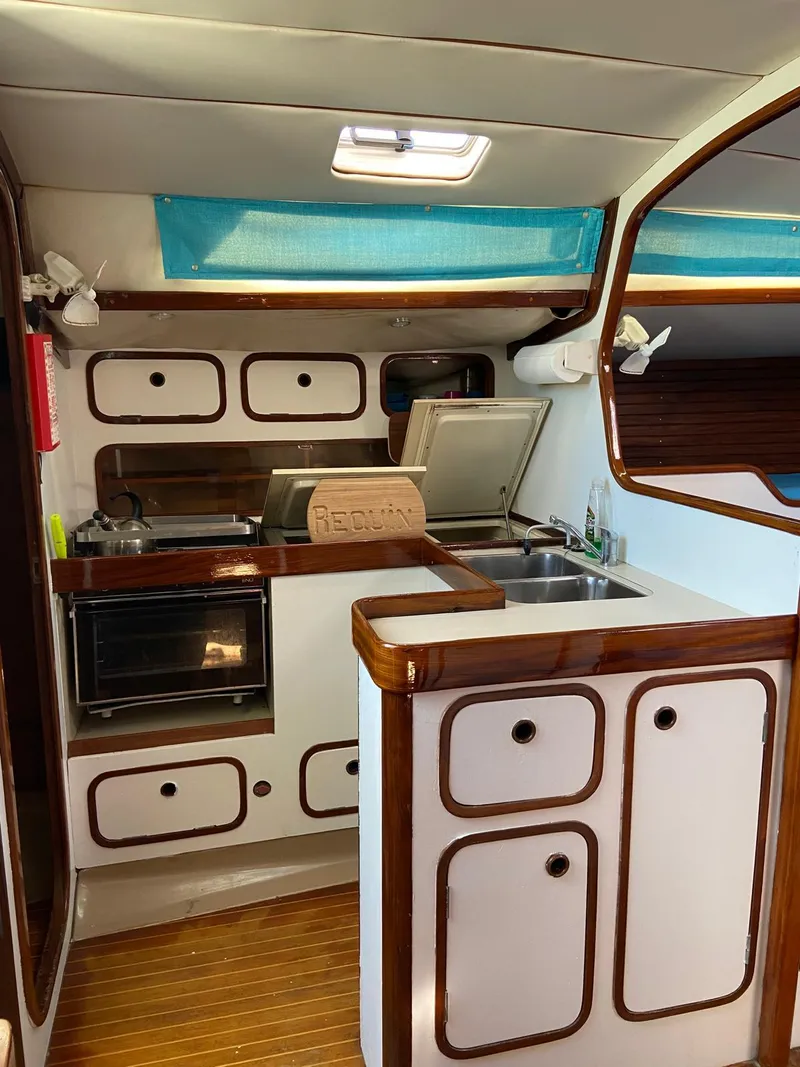 Slide: The Image of Beneteau First 42 1984 - 51