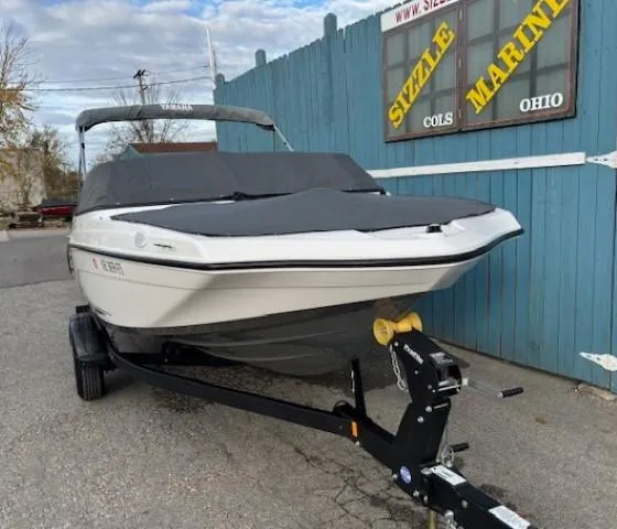 Slide: The Image of 2020 Yamaha SX190 boat on trailer, covered, at Sizzle Marine, Ohio. - 31