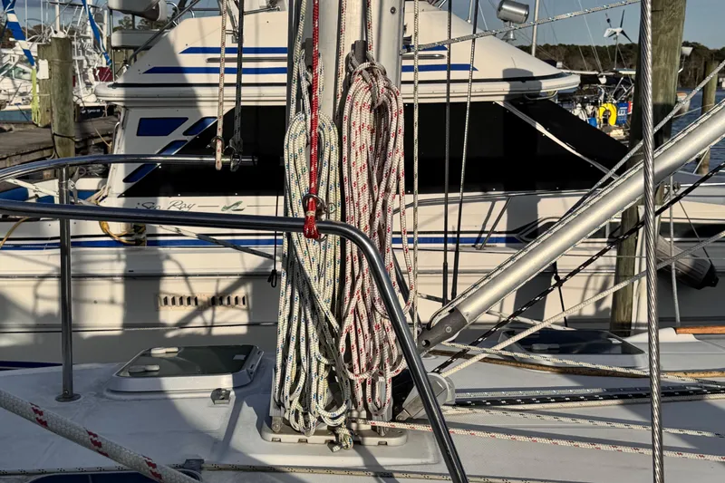 Slide: The Image of Sailboat deck with ropes and rigging, Beneteau Oceanis Clipper 461, 1999 model. - 35