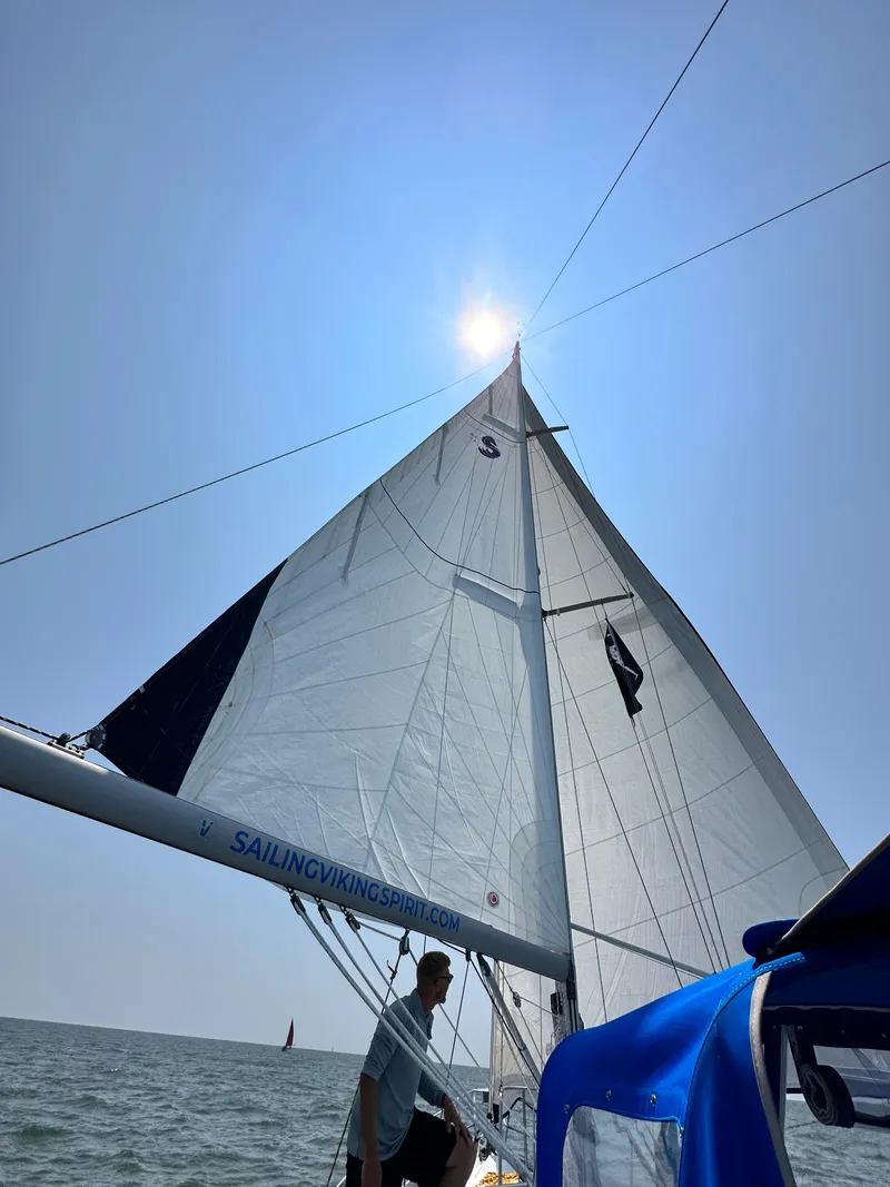 Slide: The Image of Compass and navigation equipment on a 1999 Beneteau Oceanis Clipper 461 sailboat. - 60