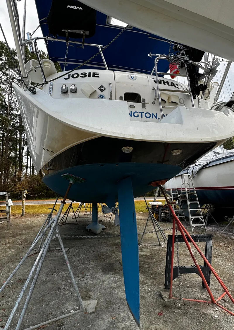 Slide: The Image of 4 burner Force 10 propane stovetop with oven , new in 2022 - 71