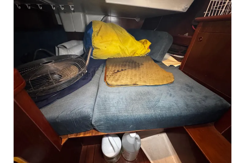 Slide: The Image of aft cabin , port side - 91