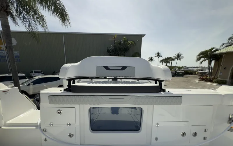 Slide: The Image of Blackfin 400 CC 2024 - 73