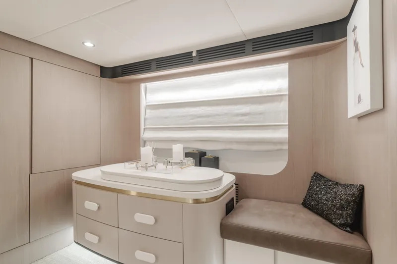 Slide: The Image of Luxurious interior of 2022 Azimut 55 Fly yacht with modern design and elegant furnishings. - 40