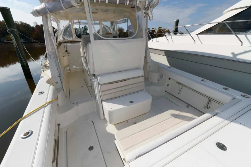 Slide: The Image of 2008 Hydra-Sports Vector 3500 VX boat interior with seating and storage. - 13