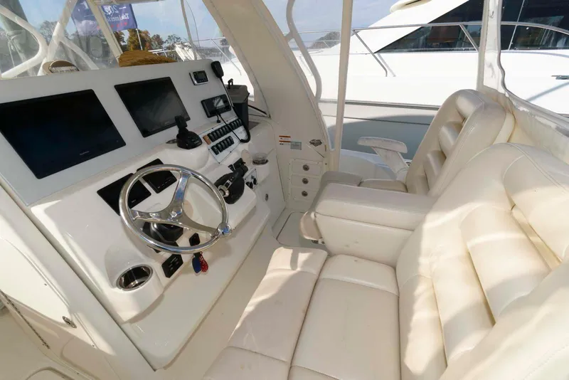 Slide: The Image of 2008 Hydra-Sports Vector 3500 VX boat interior with steering wheel and control panel. - 6