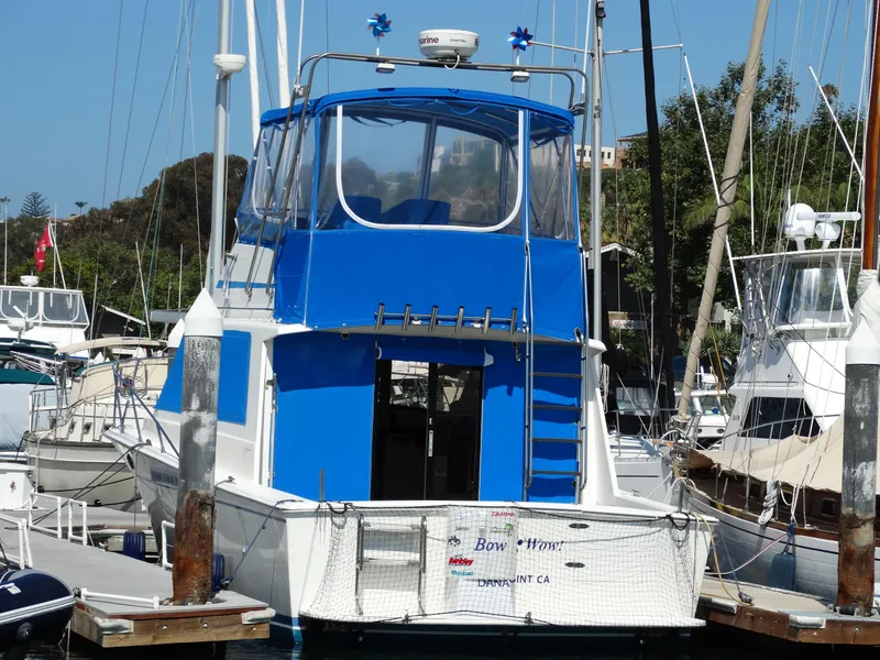 Slide: The Image of 1991 Egg Harbor 33 Sedan boat docked in marina. - 4