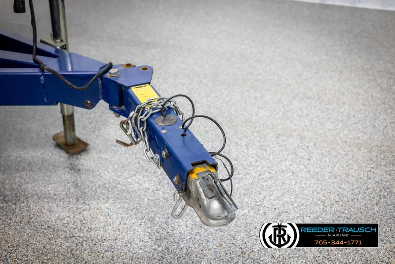 Slide: The Image of Crownline Boats 240 EX 2008 - 58