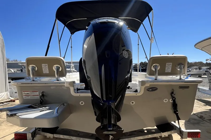 Slide: The Image of Boston Whaler 170 Montauk 2025 - 2