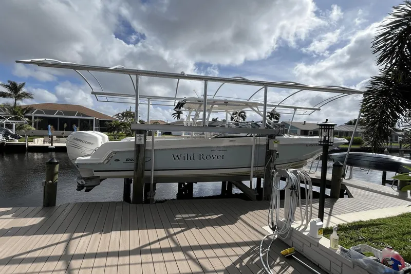Slide: The Image of Boston Whaler 270 Vantage 2016 - 9