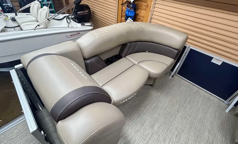 Slide: The Image of Sylvan Mirage 8522 CLZ 2023 - 5