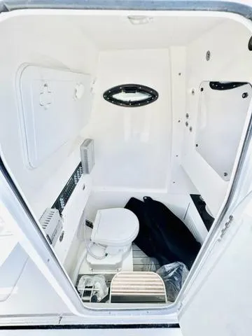 Slide: The Image of Sea Pro 292 DLX CENTER CONSOLE 292DLX 292CC 292 CC 2025 - 15