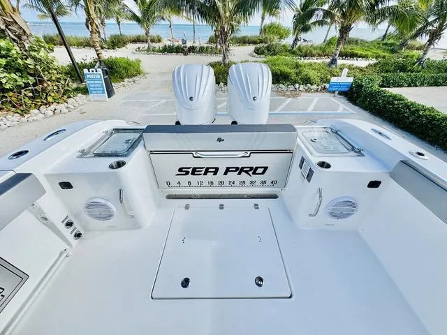 Slide: The Image of Sea Pro 292 DLX CENTER CONSOLE 292DLX 292CC 292 CC 2025 - 7