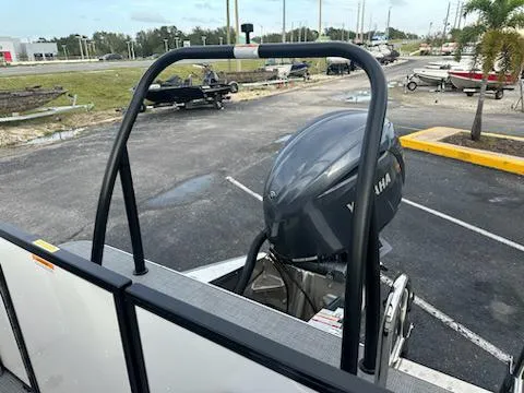 Slide: The Image of Veranda Vista Sport 20 RC 2025 - 13