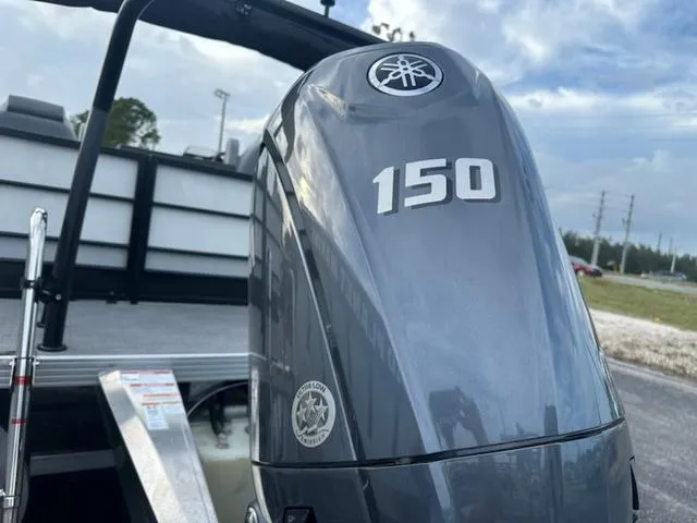 Slide: The Image of Veranda Vista Sport 20 RC 2025 - 4