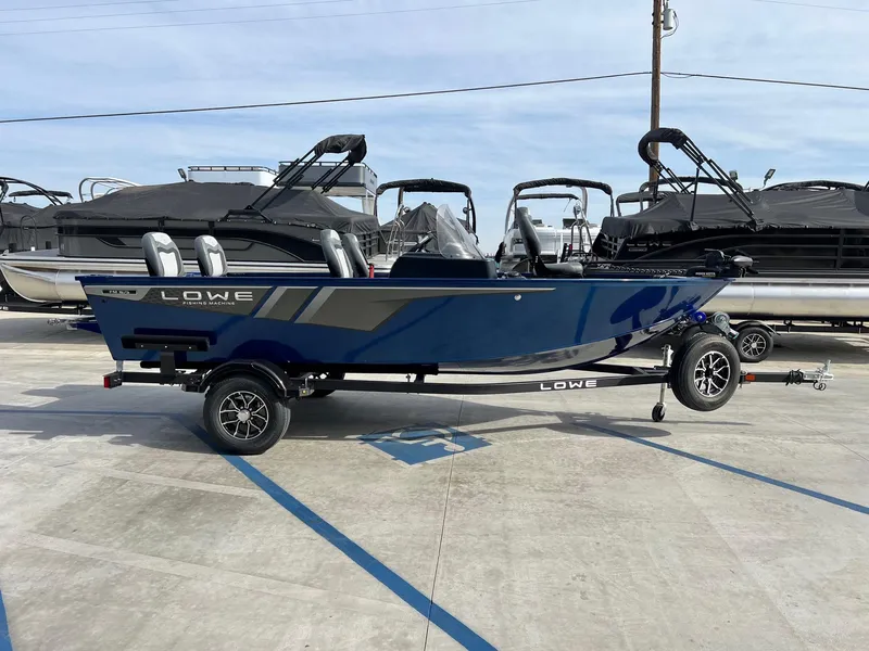 Slide: The Image of Lowe Fishing Machine 1675SC 2025 - 2