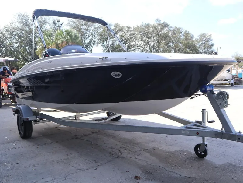 Slide: The Image of Bayliner Element E16 2025 - 3