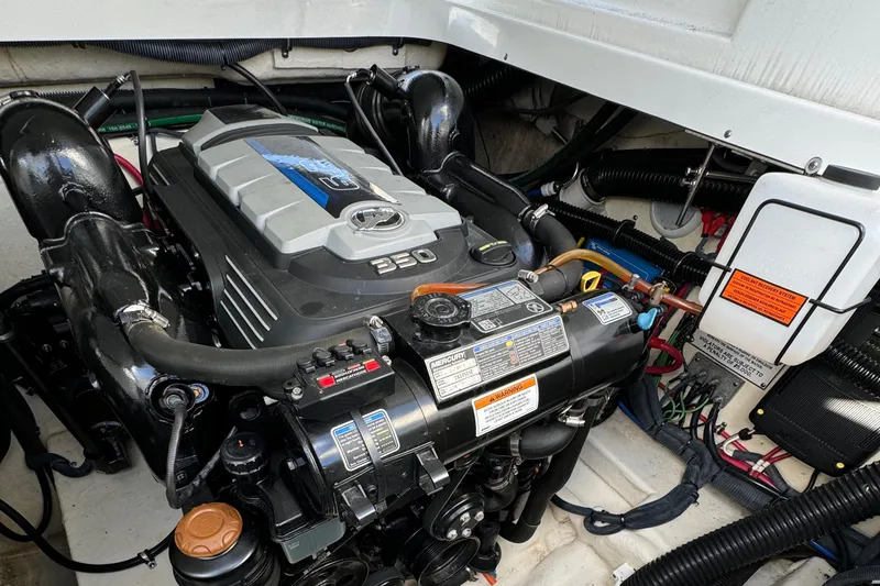 Slide: The Image of 2018 Formula 310SS engine compartment with detailed components and labels. - 37