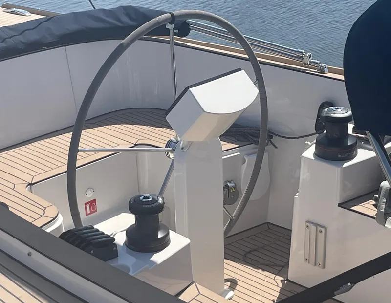 Slide: The Image of Steering wheel of 2023 Saffier 8m Open sailboat with teak deck. - 3