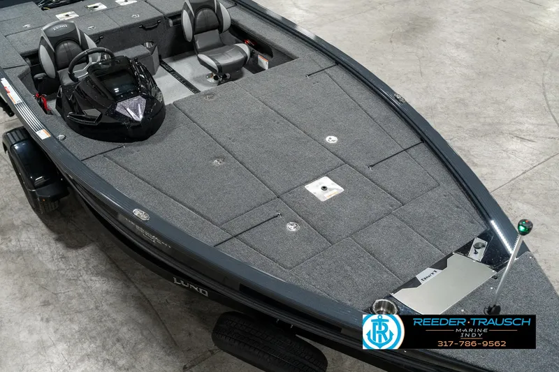 Slide: The Image of 2025 Lund 1875 Pro-V Bass XS boat with spacious deck and seating. - 8