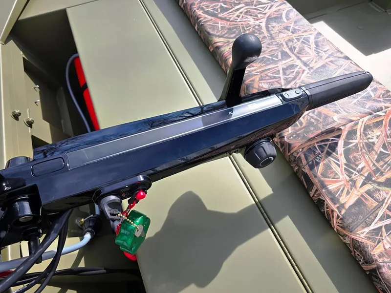 Slide: The Image of Mercury's Advanced Tiller - 12