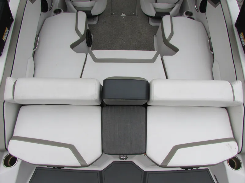 Slide: The Image of Scarab 195 H.O. 2015 - 12