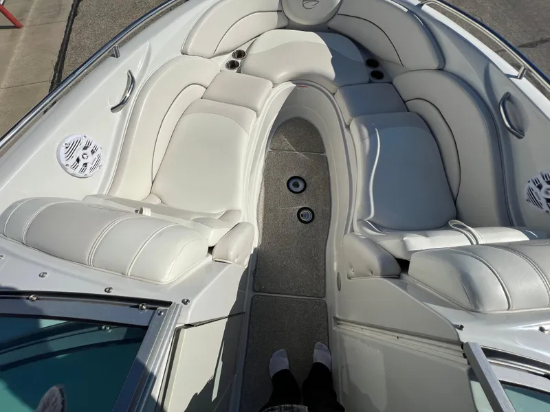 Slide: The Image of Crownline Boats 260 LS 2006 - 54